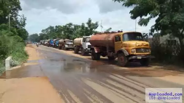 Water Tanker crushes 2 children and injures 2